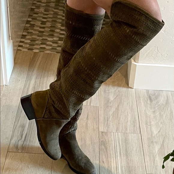 Donald J. Pliner | Shoes | Donald 
